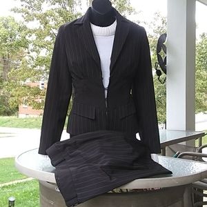 SALE!!!Beautiful! Bebe corset pantsuit! tightens in back Sz.6